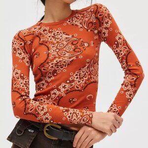 Burnt Orange Paisley Long Sleeve Fitted Top – BDG Size L